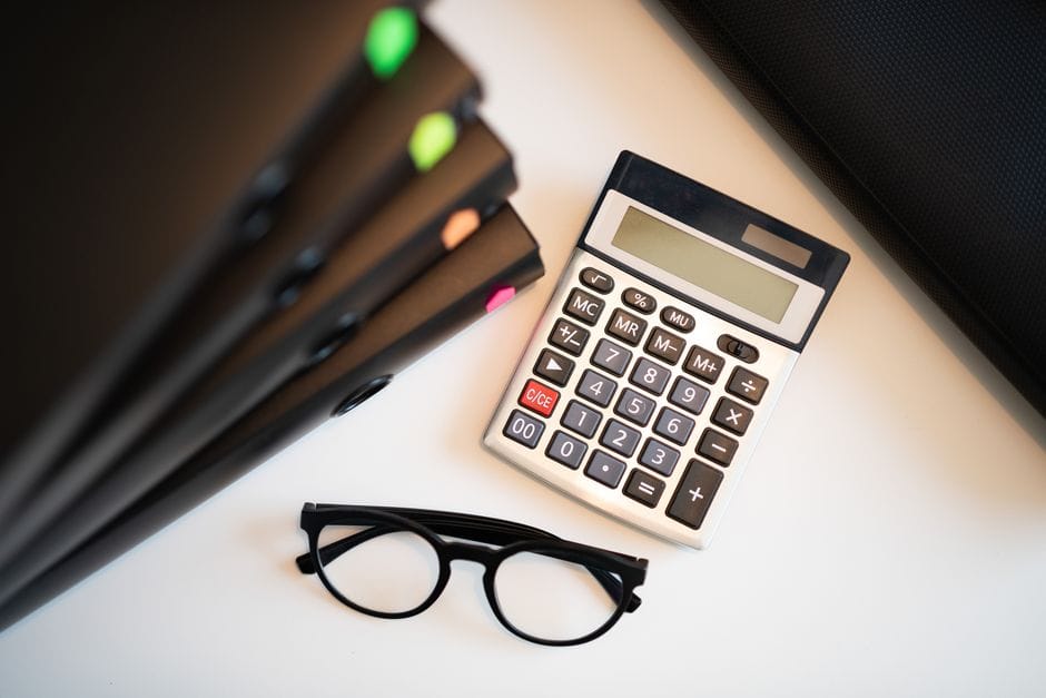 Planning installment loan repayments with a calculator - Canada